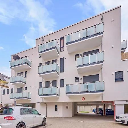 Zentrale Lage Netflix Queensize Bett Appartement Bruchsal